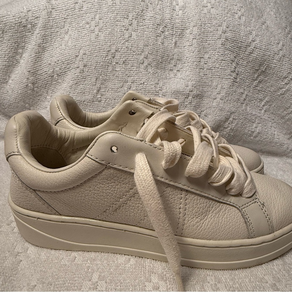 Zara Cream Leather Sneakers - Picture 4 of 7